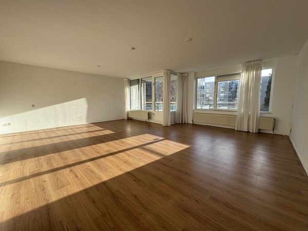 Medium property photo - Krooswijkhof 42, 1082 PA Amsterdam